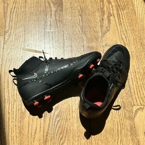 Kids Nike Black Soccer Cleats